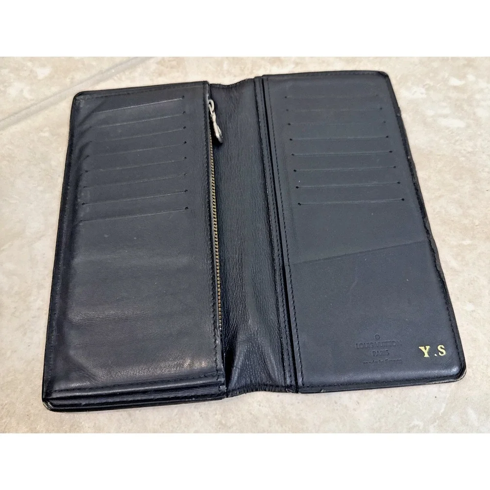 Louis Vuitton authentic louis